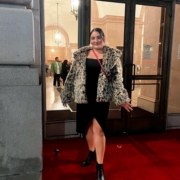 Nasty Gal faux fur leopard coat - Picture 3 of 3